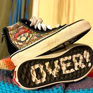 VANS high-top Mario Bros. GAME OVER shoes, great shape. Youth size 11 US/27.5 UK